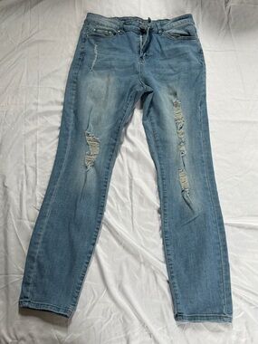 Women's Light Blue Distressed Skinny Jeans
